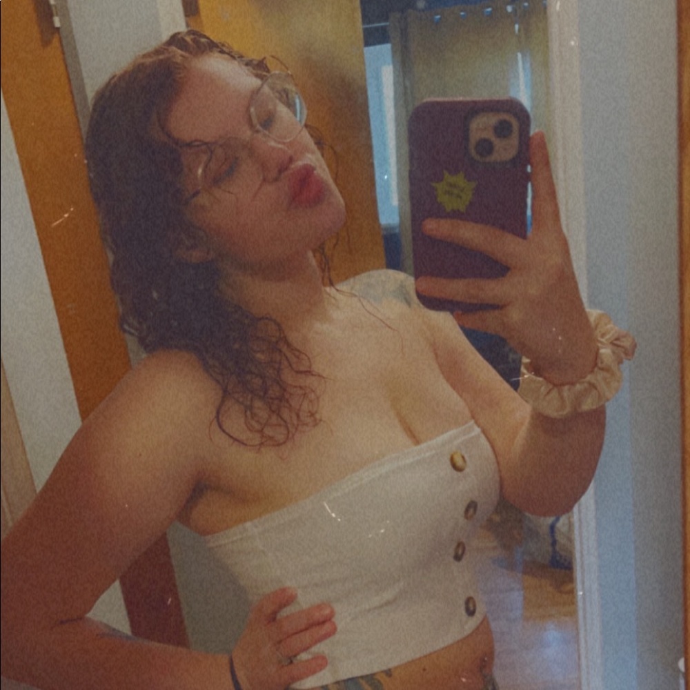 Meet your Posher, Isabella